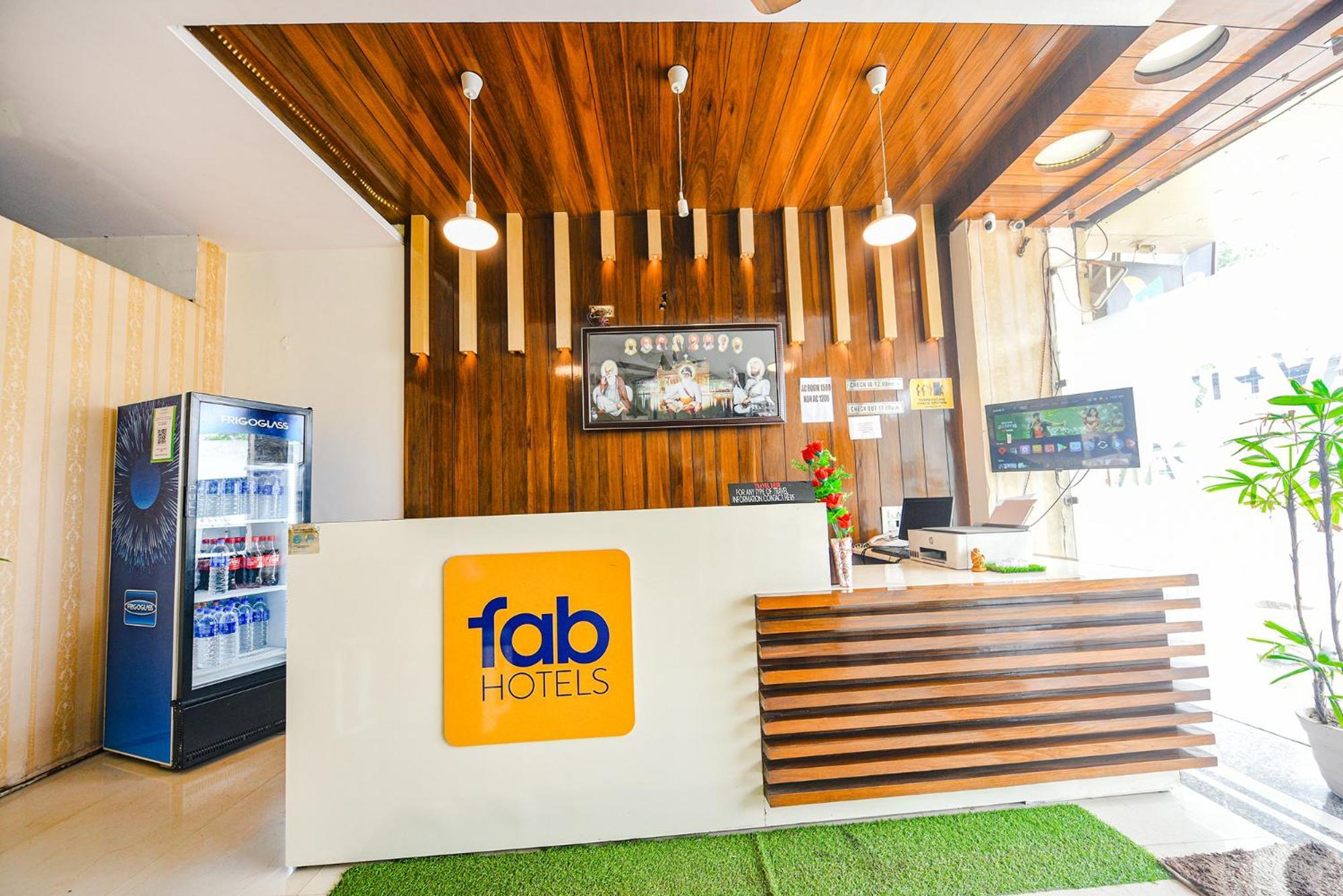 Fabhotel Savera Park Амритсар Экстерьер фото